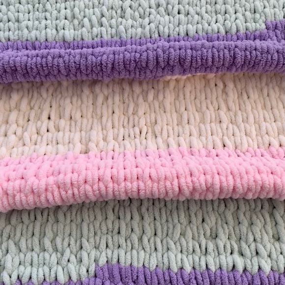 Final Price Drop  Spring Blanket Handmade NWOT - Picture 13 of 13